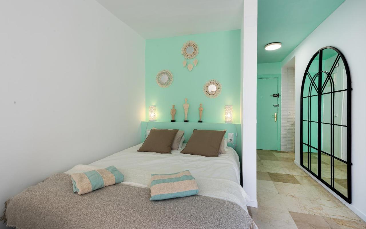 En Front De Apartment Marbella